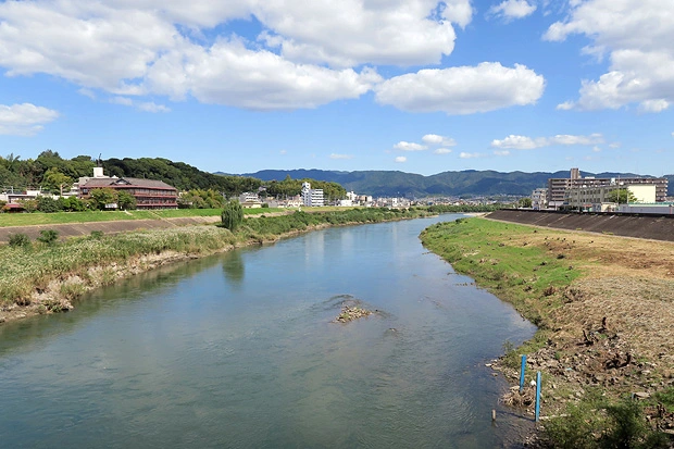 観月橋から見た宇治川