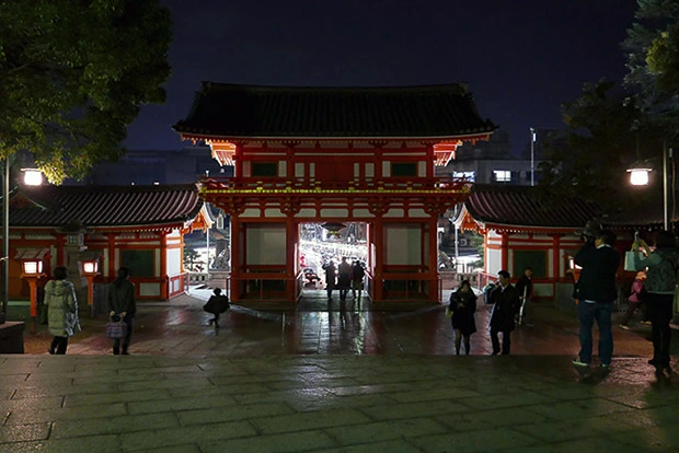 西楼門