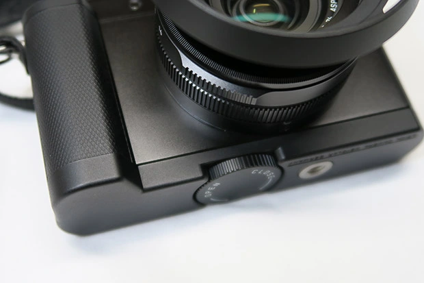 Leica D-LUX (Typ 109) 18 547 ハンドグリップ